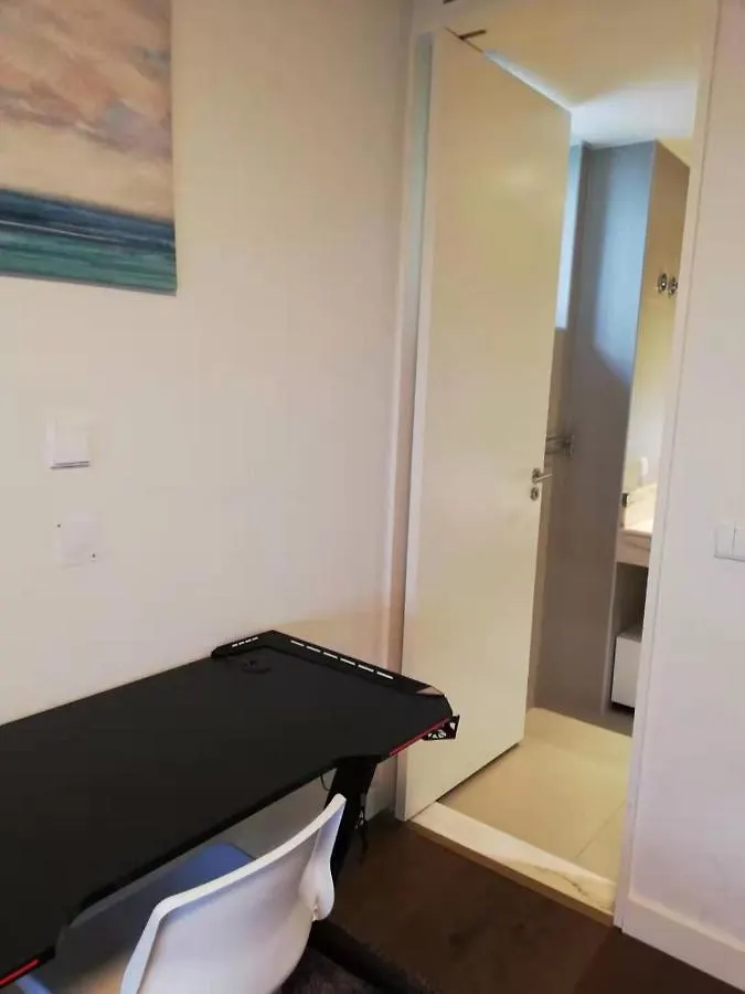 Beautiful Apartment-Campo Pequeno Home Lisbon